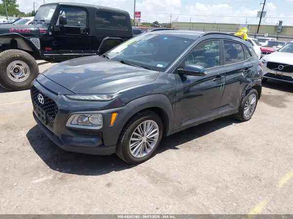 KM8K22AA2LU410975 2020 HYUNDAI KONA - Image 2
