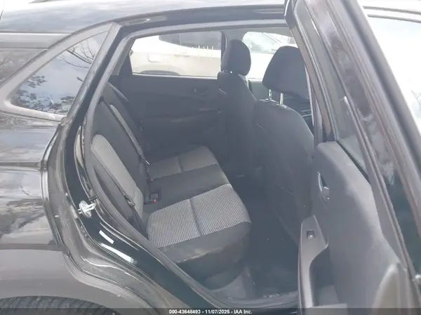 KM8K22AA2LU437903 2020 HYUNDAI KONA - Image 8