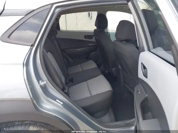 KM8K22AA2MU601507 2021 HYUNDAI KONA - Image 8