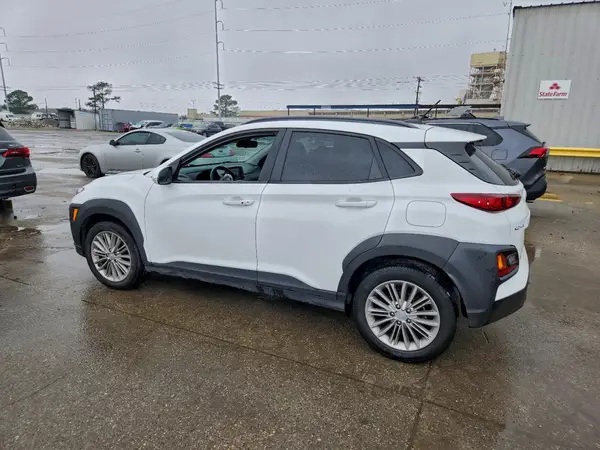 KM8K22AA2MU752251 2021 HYUNDAI KONA - Image 2