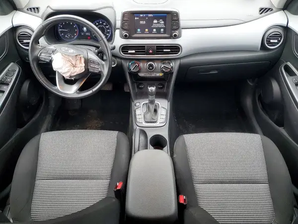 KM8K22AA3JU066554 2018 HYUNDAI KONA - Image 8