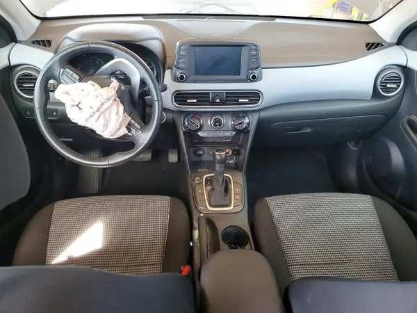 KM8K22AA3JU114425 2018 HYUNDAI KONA - Image 8