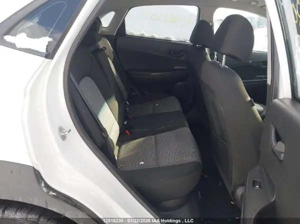 KM8K22AA3JU130821 2018 HYUNDAI KONA - Image 8