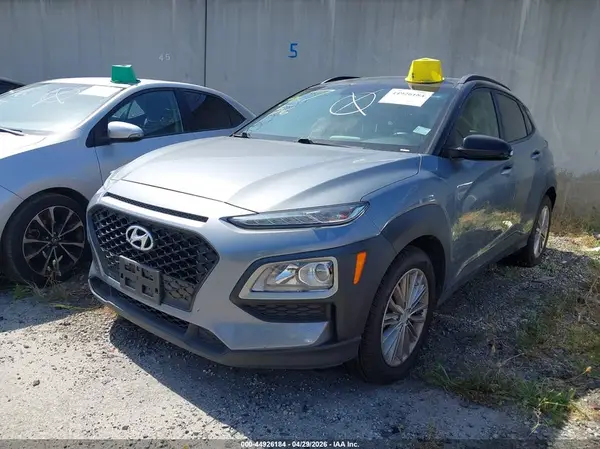 KM8K22AA3JU145173 2018 HYUNDAI KONA - Image 2