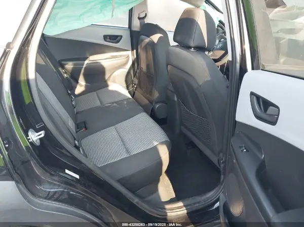 KM8K22AA3KU213182 2019 HYUNDAI KONA - Image 8