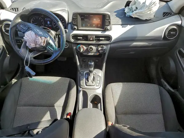 KM8K22AA3KU317252 2019 HYUNDAI KONA - Image 8