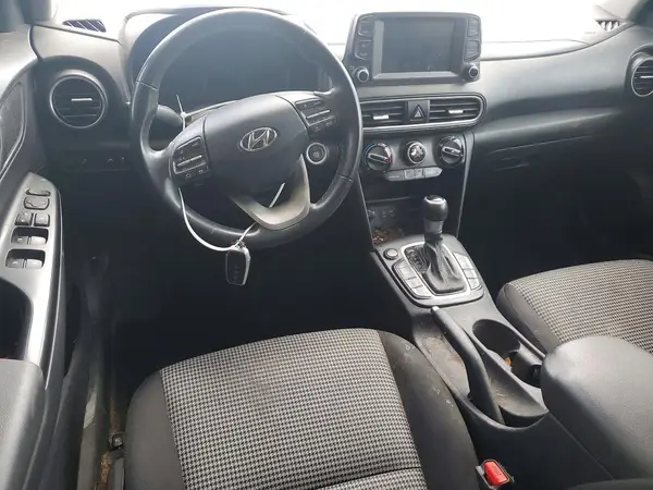 KM8K22AA3LU411830 2020 HYUNDAI KONA - Image 8