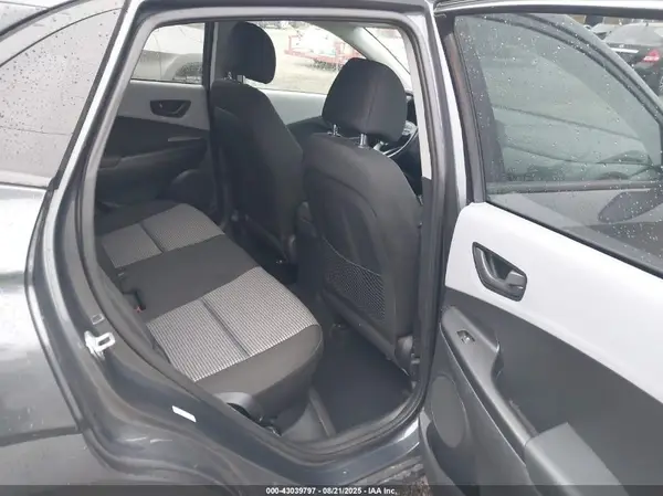 KM8K22AA3LU528050 2020 HYUNDAI KONA - Image 8