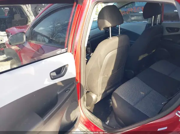 KM8K22AA3MU603153 2021 HYUNDAI KONA - Image 8