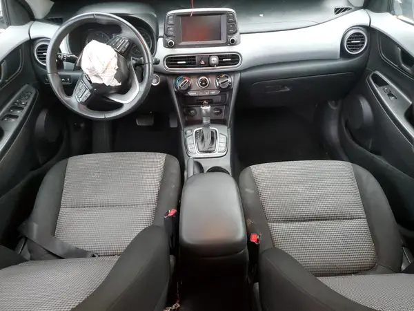 KM8K22AA3MU631129 2021 HYUNDAI KONA - Image 8