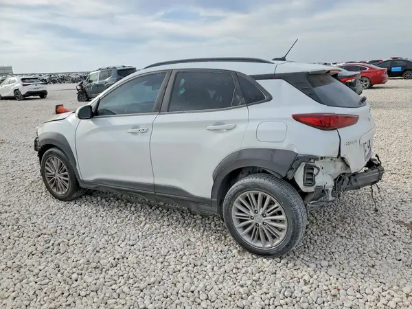 KM8K22AA3MU695025 2021 HYUNDAI KONA - Image 2