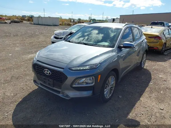 KM8K22AA4JU092533 2018 HYUNDAI KONA - Image 2