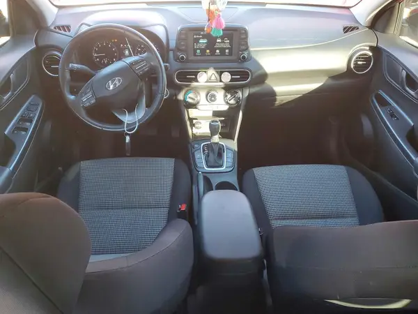 KM8K22AA4JU095951 2018 HYUNDAI KONA - Image 8