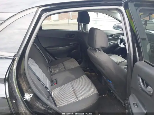 KM8K22AA4JU103109 2018 HYUNDAI KONA - Image 8