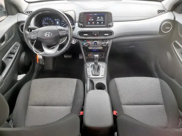 KM8K22AA4JU105507 2018 HYUNDAI KONA - Image 8