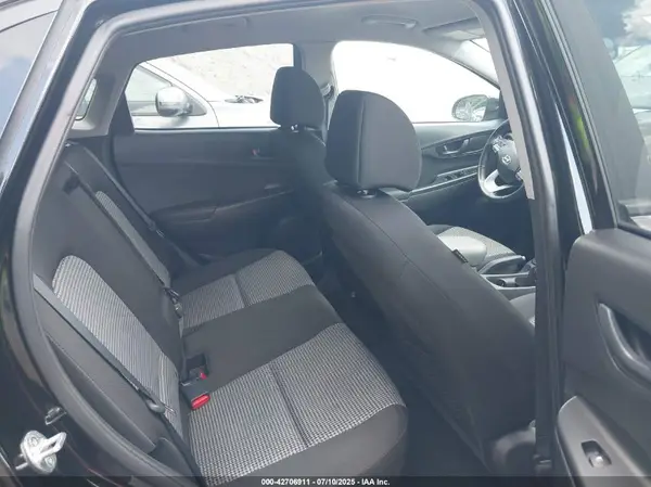 KM8K22AA4KU288618 2019 HYUNDAI KONA - Image 8