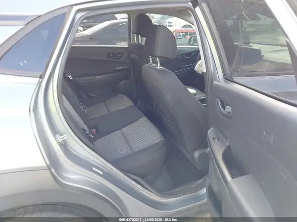 KM8K22AA4LU446540 2020 HYUNDAI KONA - Image 8