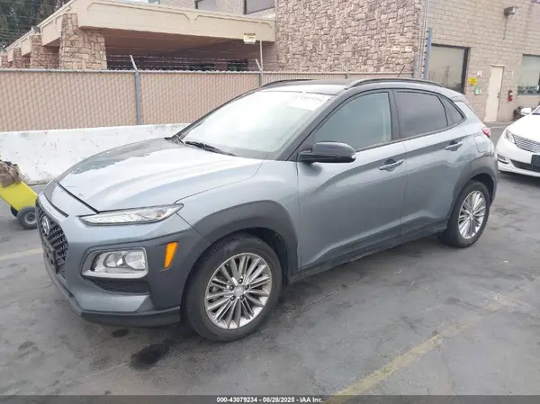 KM8K22AA4LU588886 2020 HYUNDAI KONA - Image 2