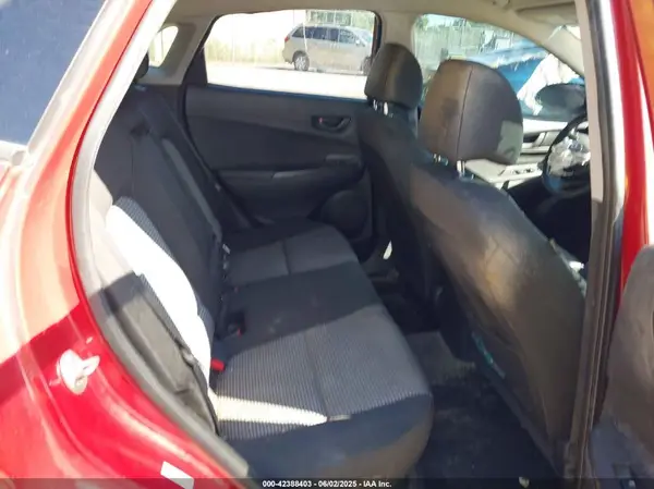 KM8K22AA4MU616834 2021 HYUNDAI KONA - Image 8