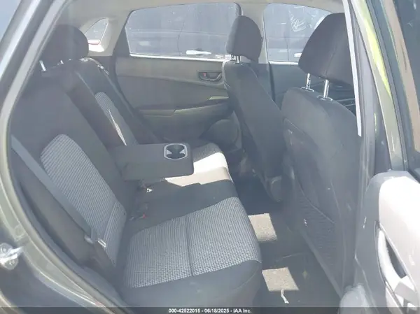 KM8K22AA4MU617756 2021 HYUNDAI KONA - Image 8