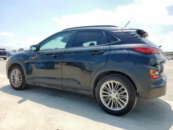 KM8K22AA4MU737489 2021 HYUNDAI KONA - Image 2