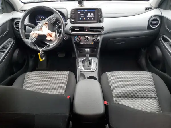KM8K22AA5JU070430 2018 HYUNDAI KONA - Image 8