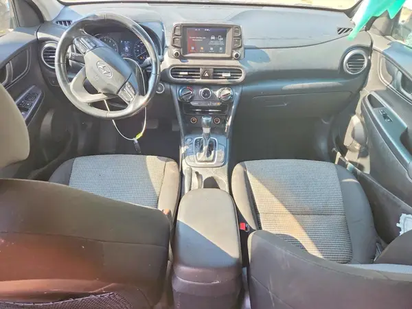 KM8K22AA5JU138998 2018 HYUNDAI KONA - Image 8