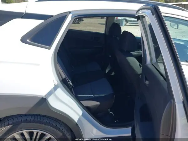 KM8K22AA5JU162038 2018 HYUNDAI KONA - Image 8