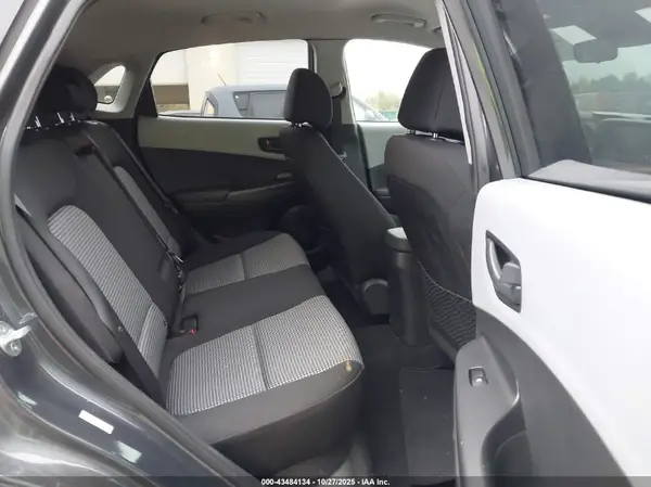 KM8K22AA5KU392101 2019 HYUNDAI KONA - Image 8