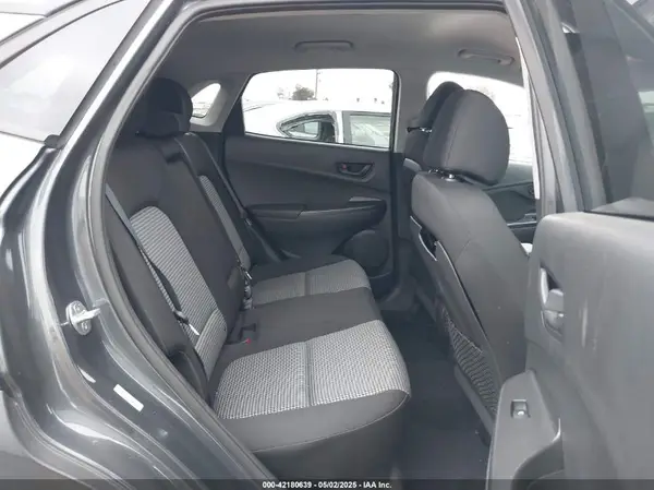 KM8K22AA5MU603865 2021 HYUNDAI KONA - Image 8