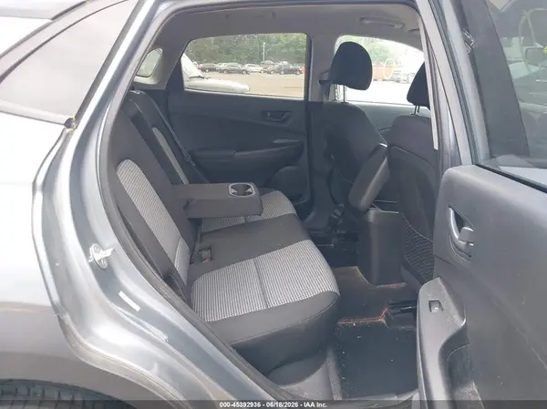 KM8K22AA5MU616809 2021 HYUNDAI KONA - Image 8