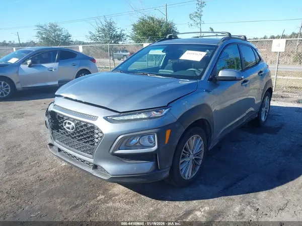 KM8K22AA5MU702847 2021 HYUNDAI KONA - Image 2
