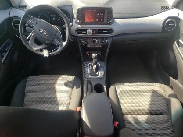 KM8K22AA6JU070663 2018 HYUNDAI KONA - Image 8