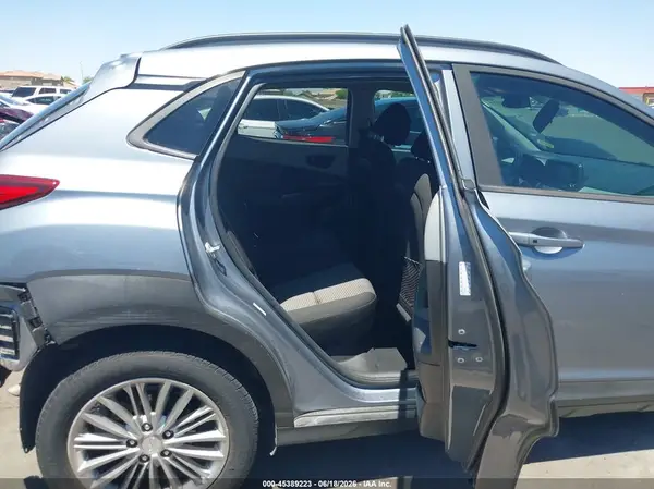 KM8K22AA6JU110630 2018 HYUNDAI KONA - Image 8