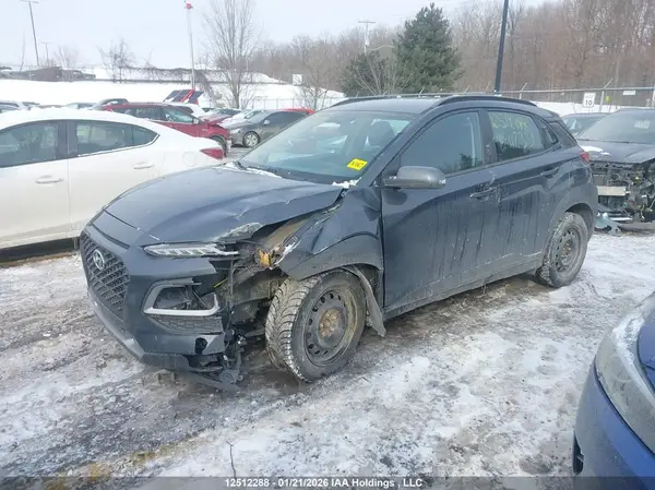 KM8K22AA6JU112331 2018 HYUNDAI KONA - Image 2