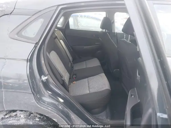 KM8K22AA6JU112331 2018 HYUNDAI KONA - Image 8