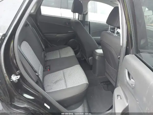 KM8K22AA6KU288622 2019 HYUNDAI KONA - Image 8