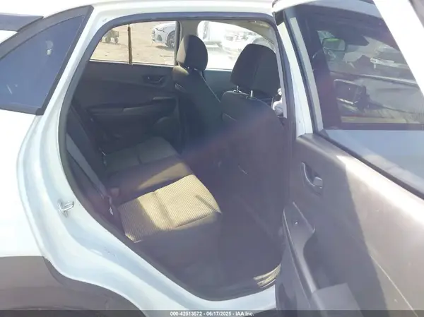 KM8K22AA6LU509086 2020 HYUNDAI KONA - Image 8