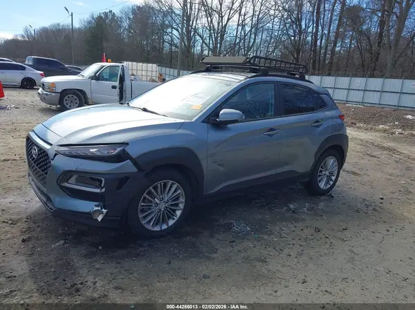 KM8K22AA6LU558918 2020 HYUNDAI KONA - Image 2