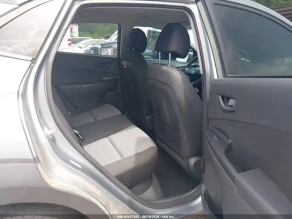 KM8K22AA6MU607200 2021 HYUNDAI KONA - Image 8