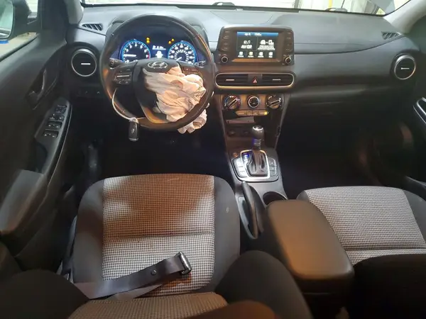 KM8K22AA6MU614972 2021 HYUNDAI KONA - Image 8