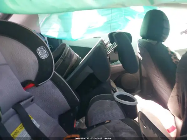 KM8K22AA6MU661225 2021 HYUNDAI KONA - Image 8