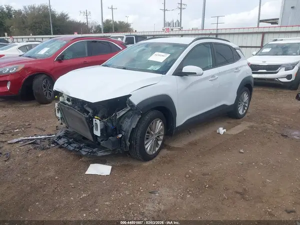 KM8K22AA7JU102858 2018 HYUNDAI KONA - Image 2