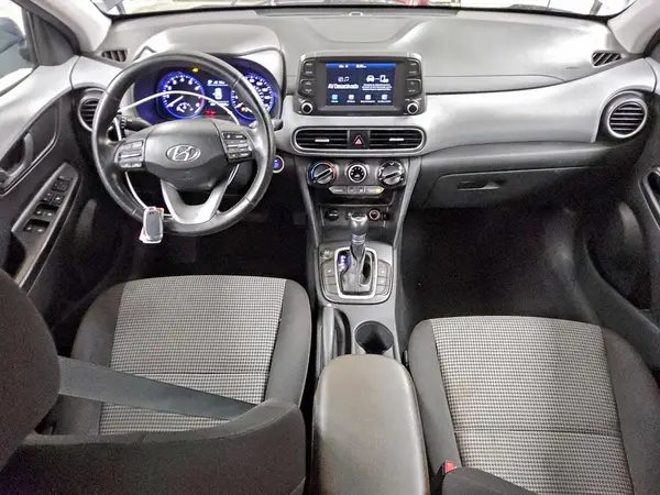 KM8K22AA7JU151655 2018 HYUNDAI KONA - Image 8