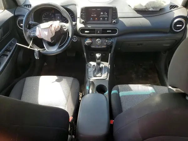 KM8K22AA7KU203397 2019 HYUNDAI KONA - Image 8