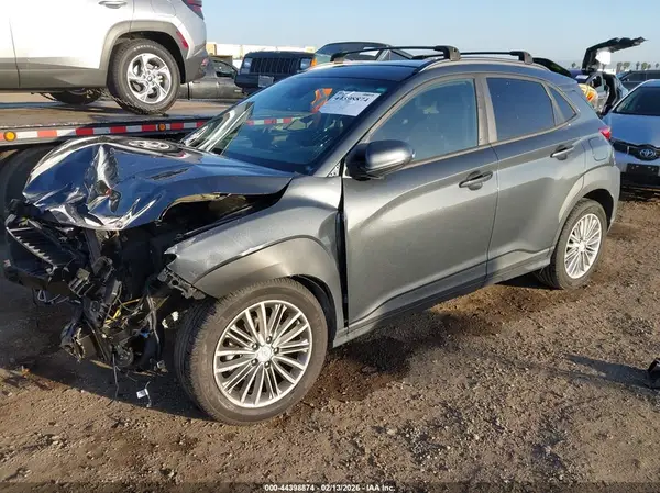 KM8K22AA7KU388647 2019 HYUNDAI KONA - Image 2