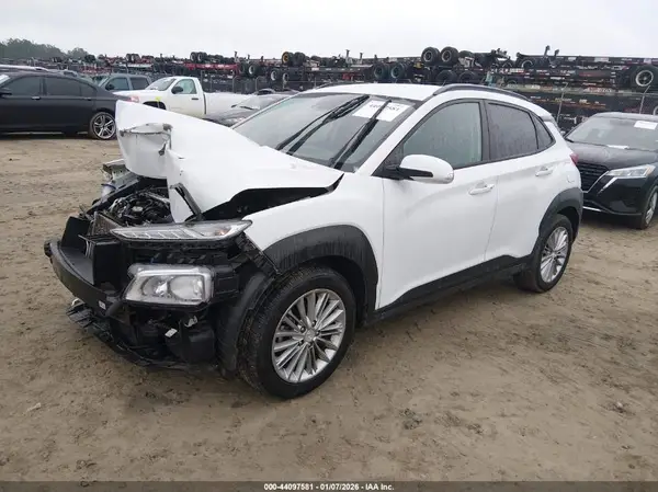 KM8K22AA7LU576862 2020 HYUNDAI KONA - Image 2