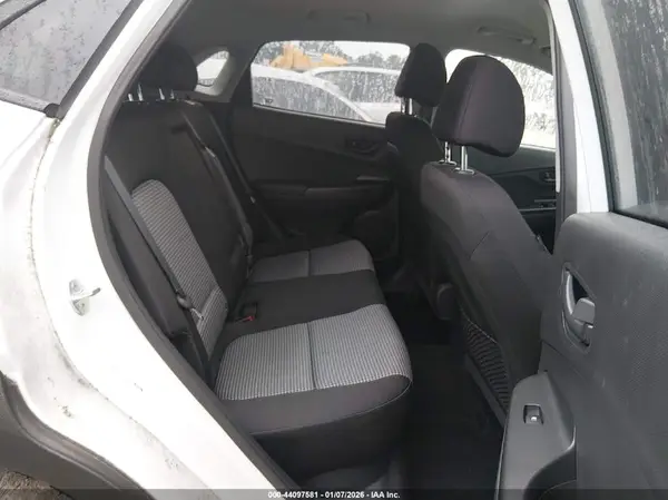 KM8K22AA7LU576862 2020 HYUNDAI KONA - Image 8