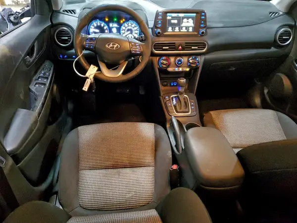 KM8K22AA7MU615743 2021 HYUNDAI KONA - Image 8