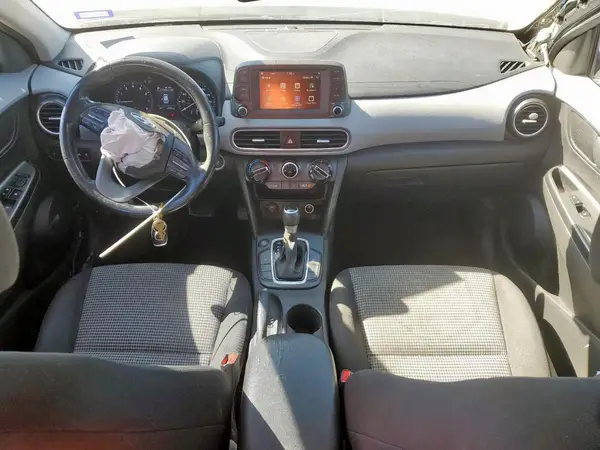 KM8K22AA7MU636477 2021 HYUNDAI KONA - Image 8